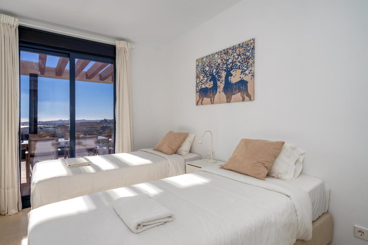 Leilighet Middel Views Penthouse With Private Pool By Costarentals - Ref 154 *