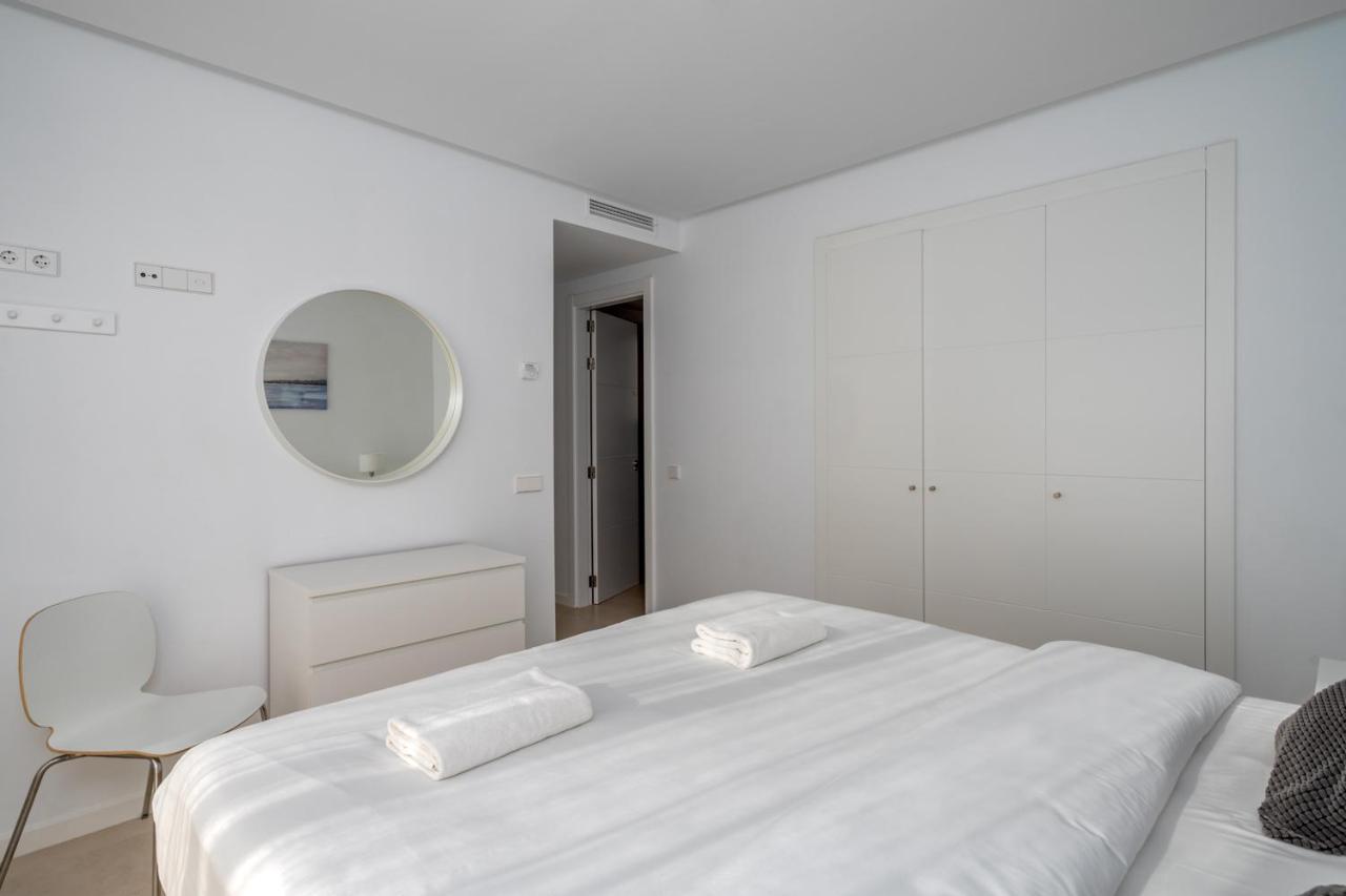 Middel Views Penthouse With Private Pool By Costarentals - Ref 154 Leilighet Fuengirola